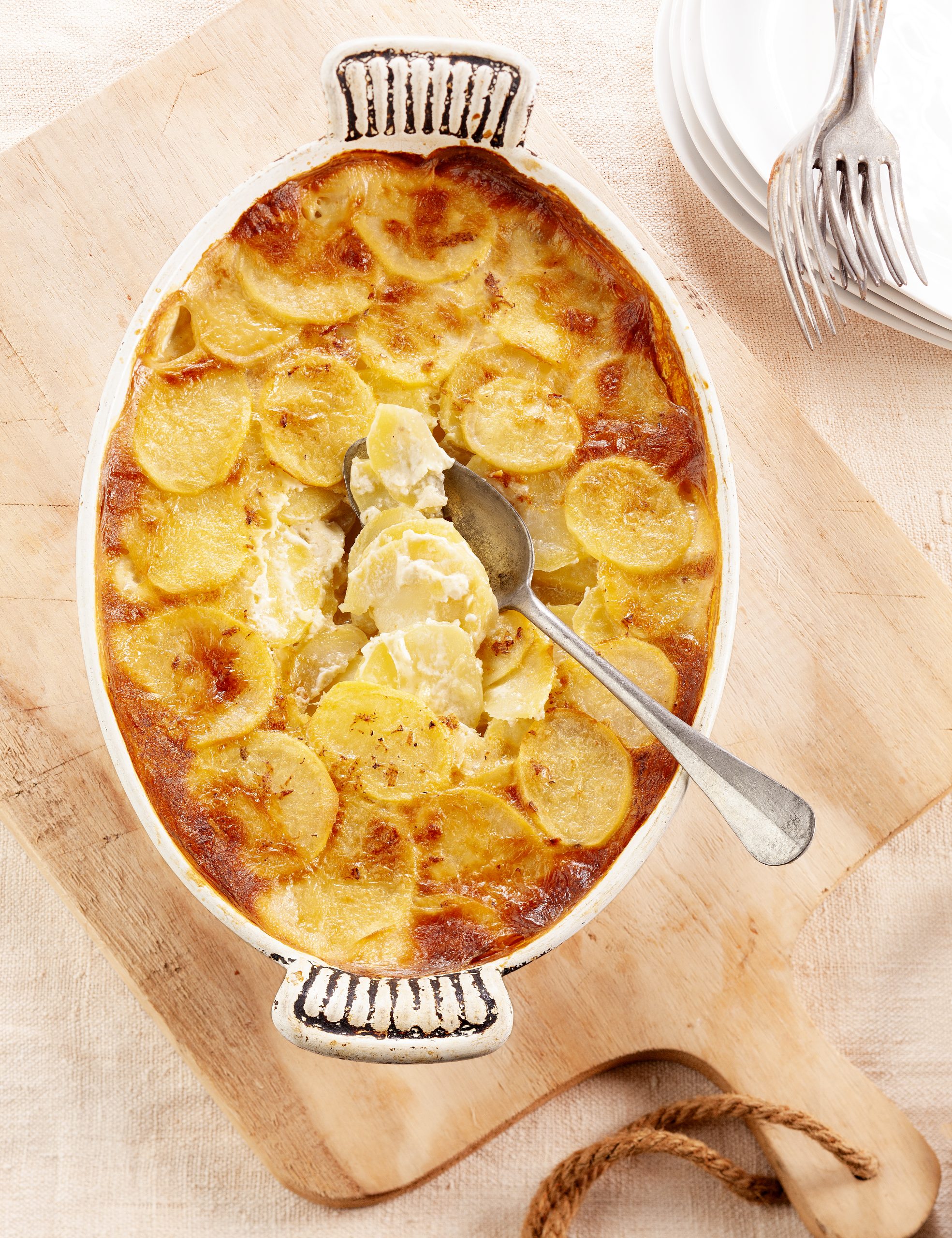 Photo de Philippe Asset de la recette du gratin dauphinois du livre Mangeurs de Lait de Nathalie Helal